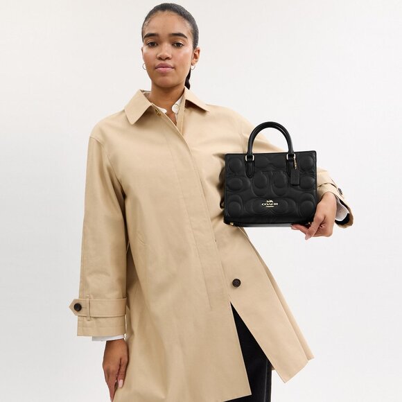 Maggie Small Tote Bag In Signature Leather - Picture 2 of 10